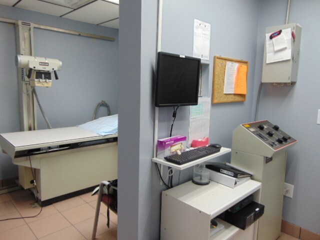 More Photos Of 30000 Orchard Lake Rd, Farmington Medical For Lease