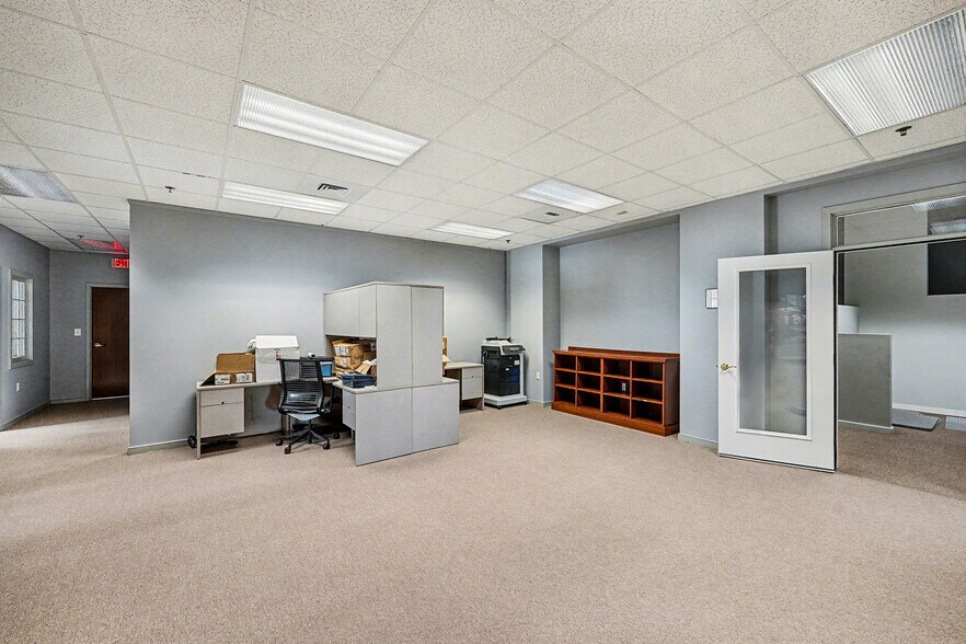 More Photos Of 415-417 Wolfe St, Fredericksburg Medical For Lease