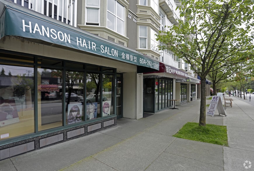 More Photos Of 5707-5763 Balsam St, Vancouver Apartments For Lease