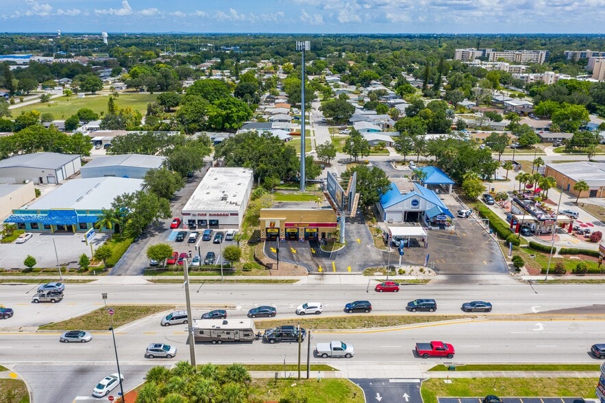 More Photos Of 5202 Cortez Rd W, Bradenton Auto Repair For Sale