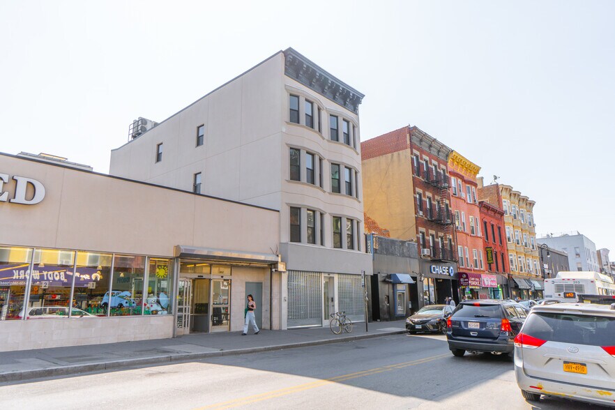 More Photos Of 800 Manhattan Ave, Brooklyn Storefront Retail Residential For Sale