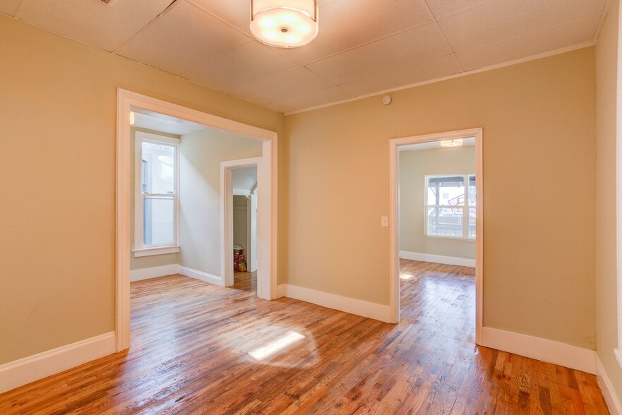 More Photos Of 2852 Welton St, Denver Office For Lease