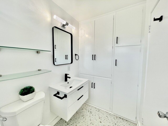 More Photos Of 1453 S Westgate Ave, Los Angeles Apartments For Sale