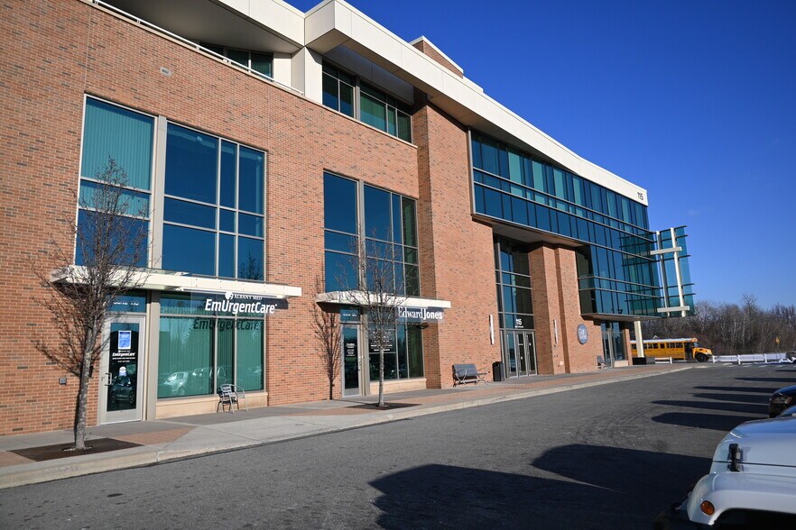 More Photos Of 115 Saratoga Rd, Schenectady Office Residential For Lease