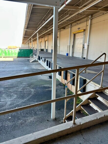 More Photos Of 5700 Casey Dr, Knoxville Distribution For Lease