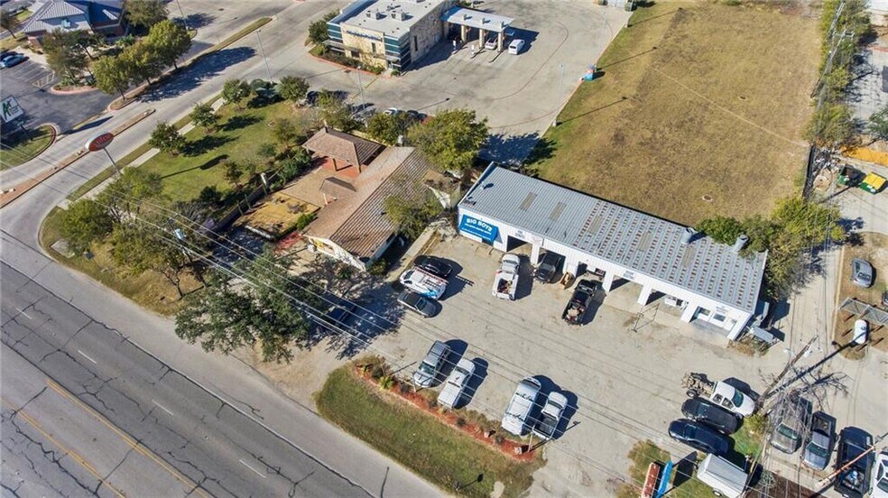 More Photos Of 15200 FM 1825, Pflugerville Restaurant For Lease