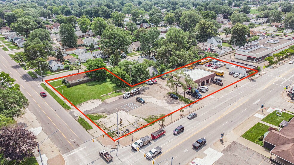 More Photos Of Woodward Heights @ John R Rd, Hazel Park Land For Sale