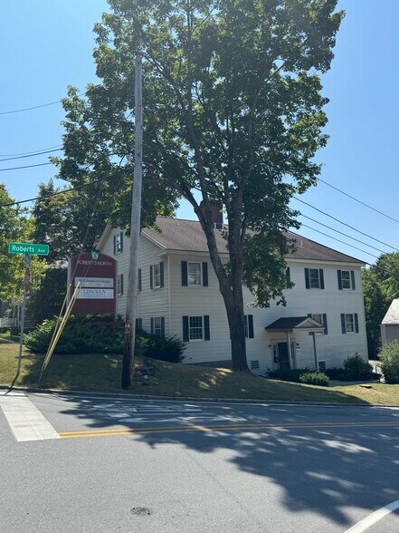 Primary Photo Of 6 Roberts Ave, Rutland Medical For Sale
