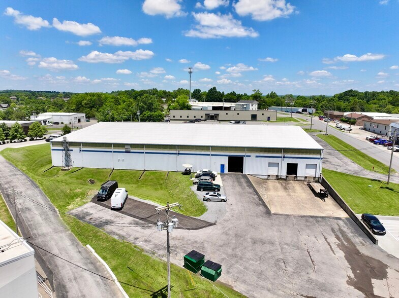 Primary Photo Of 492 Industrial Dr, Mount Juliet Warehouse For Lease