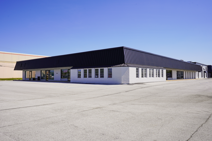 Primary Photo Of 1912-1942 S Elizabeth St, Kokomo Restaurant For Lease