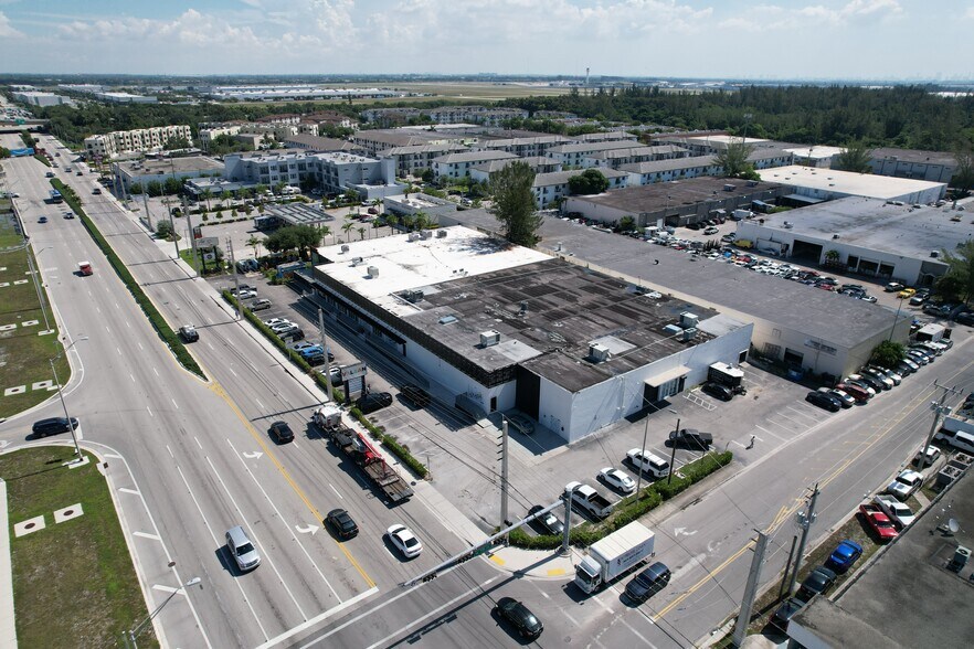 More Photos Of 7551 W 4th Ave, Hialeah Freestanding For Sale