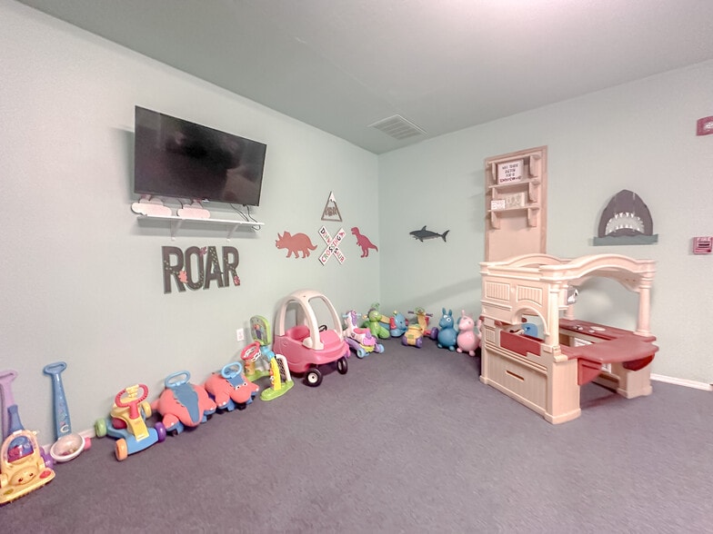 More Photos Of 710 W Broadway St, Collinsville Daycare Center For Sale