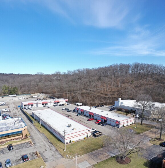 More Photos Of 11017-11037 Gravois Industrial Ct, Saint Louis Warehouse For Lease
