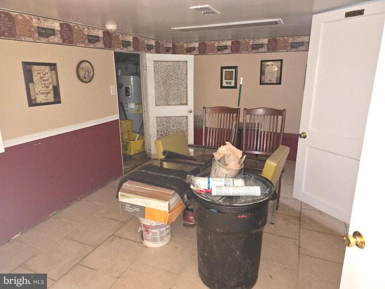 More Photos Of , Baltimore Unknown For Sale