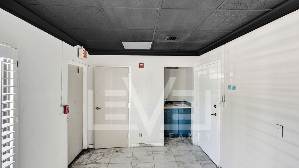 More Photos Of 3015 N Ocean Blvd, Fort Lauderdale Apartments For Sale