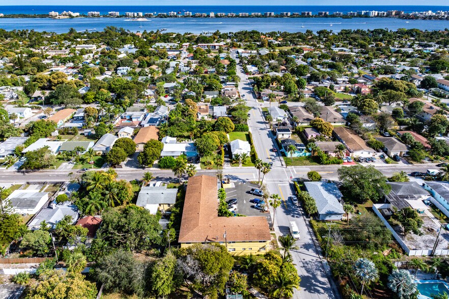 More Photos Of 925 S K St, Lake Worth Apartments For Sale