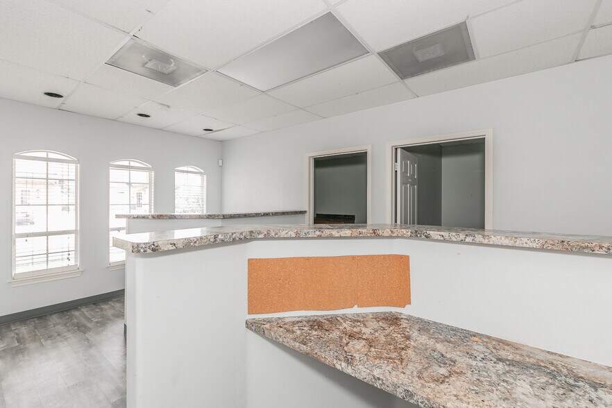 More Photos Of 2014 Justin Rd, Highland Village Medical For Lease