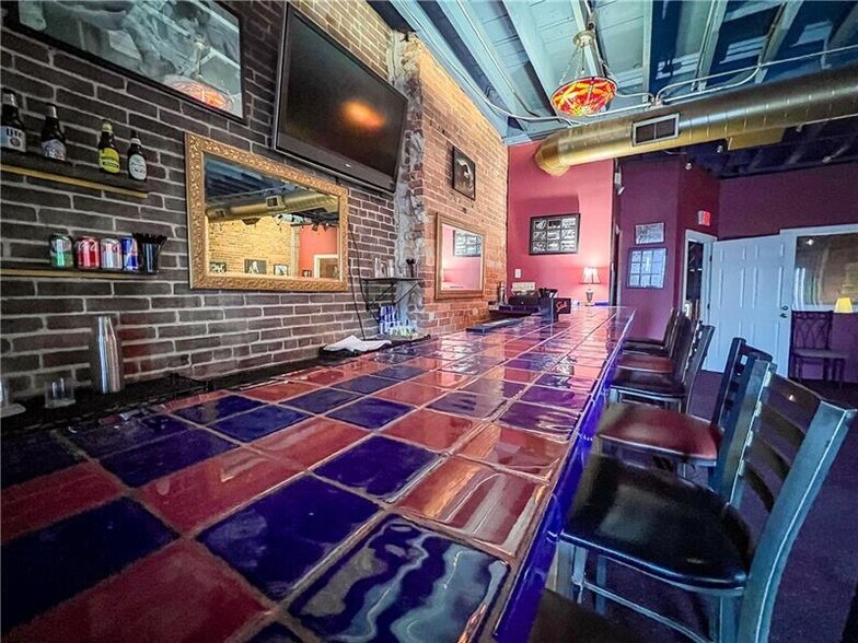 More Photos Of 118 N Main St, Butler Restaurant For Sale