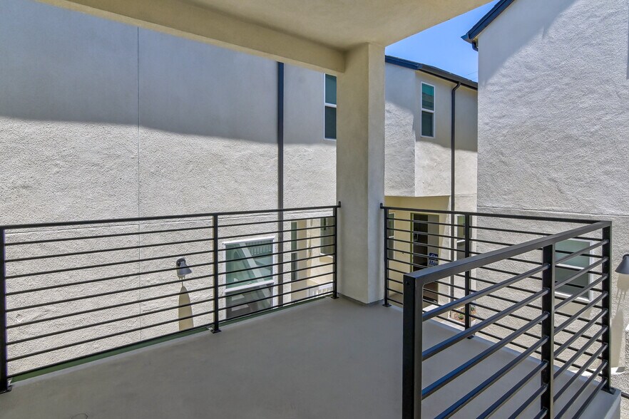 More Photos Of 2048 N Highland Ave, San Diego Multifamily For Sale