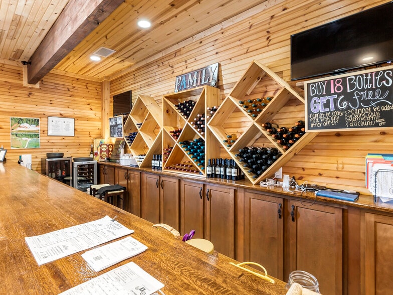 More Photos Of 665 N Hulett Rd, Villa Rica Winery Vineyard For Sale