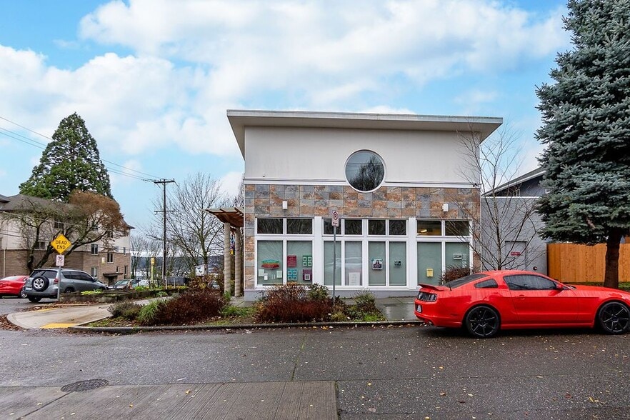 More Photos Of 1322 S Bayview St, Seattle Specialty For Sale