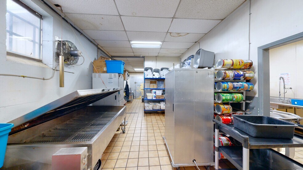 More Photos Of 1101 S Main St, Lexington Restaurant For Sale