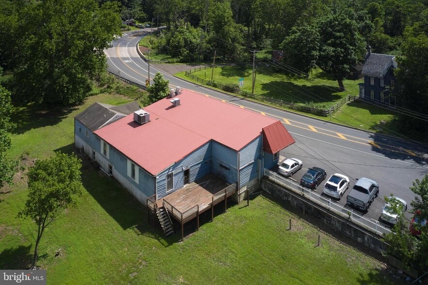 More Photos Of 9755 Easton Rd, Kintnersville Restaurant For Sale