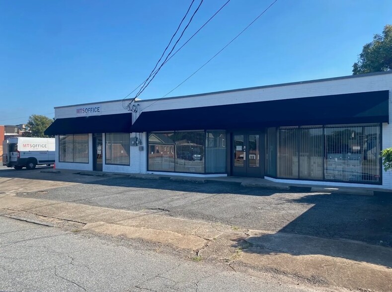 Primary Photo Of 211-213 W Whitner St, Anderson Storefront For Lease