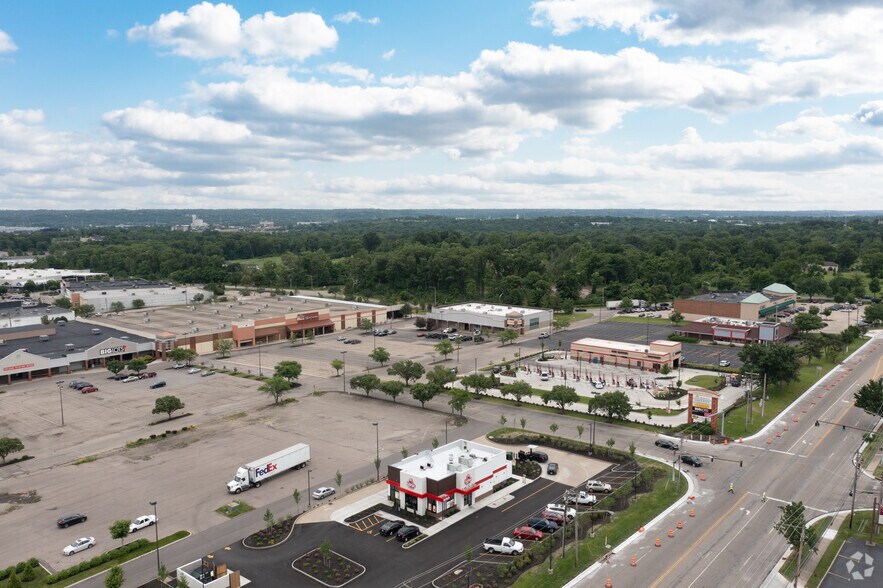 More Photos Of 11470 Princeton Pike, Springdale Fast Food For Sale