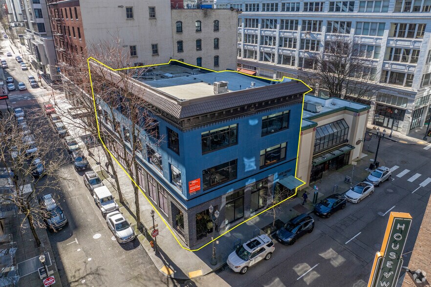 More Photos Of 800-808 SW Alder St, Portland Office For Sale