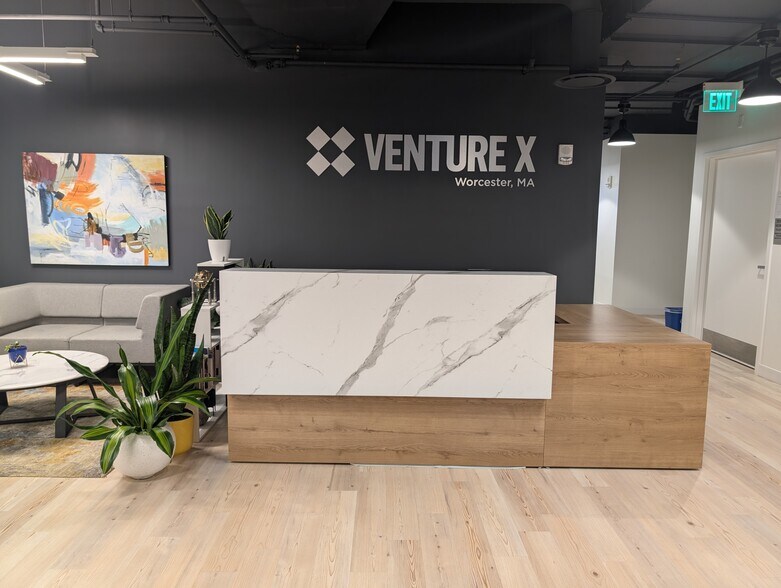 Primary Photo Of 100 Front St, Worcester Coworking Space