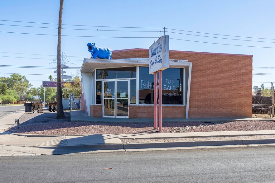 More Photos Of 300 E 2nd St, Casa Grande Freestanding For Sale