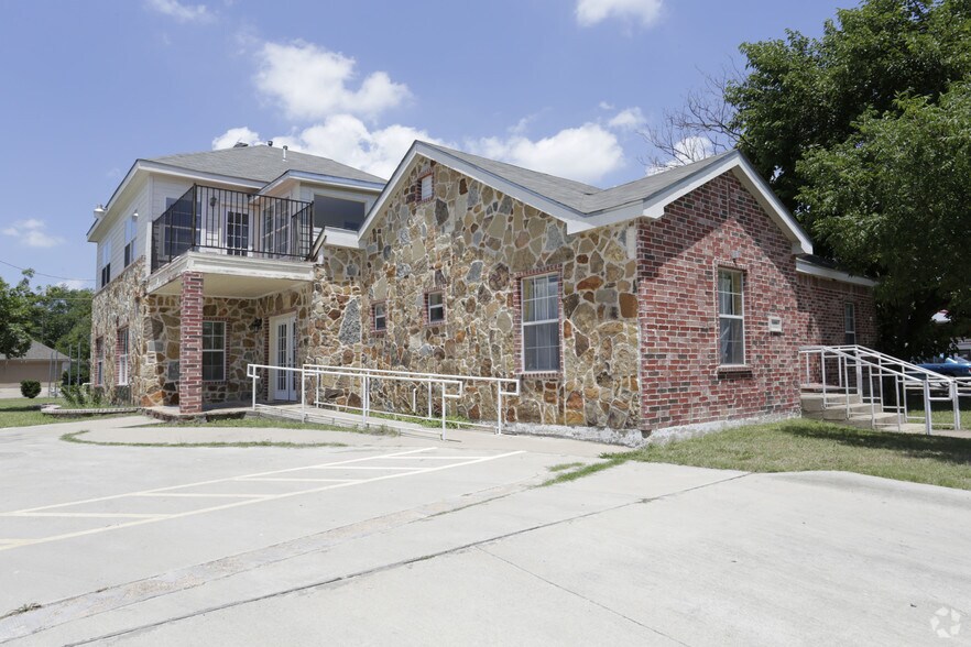 Primary Photo Of 1009 N Tennessee St, McKinney Office For Sale