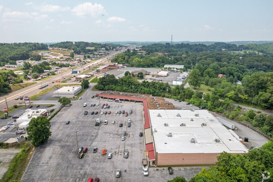 More Photos Of 455 Highway 321 N, Lenoir City Unknown For Lease