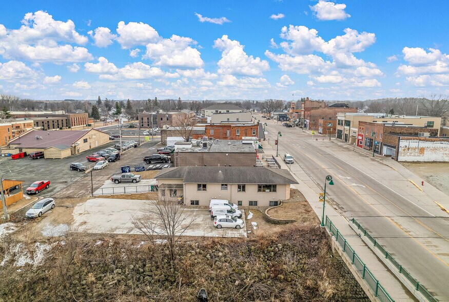 More Photos Of 101 S Main St, Pine Island General Retail For Sale