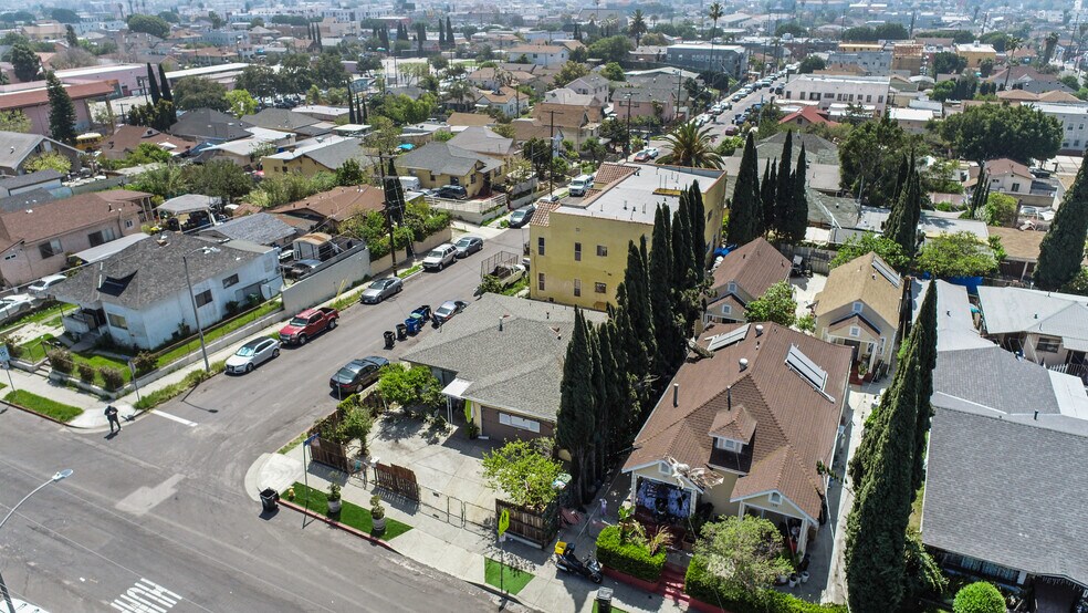 More Photos Of 2120 Sheridan St, Los Angeles Multifamily For Sale