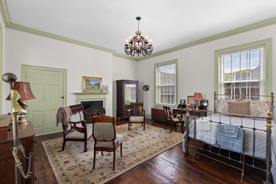 More Photos Of 900 Main St, Wellsburg Specialty For Sale