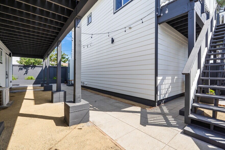 More Photos Of 3546-3552 47th St, San Diego Apartments For Sale