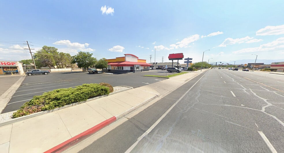 More Photos Of 14503 7th St, Victorville Fast Food For Lease