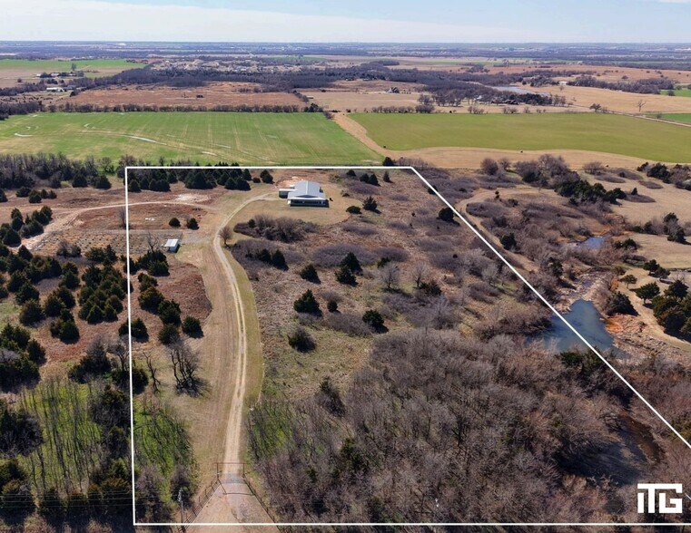 Primary Photo Of 16730 W Hefner Rd, Yukon Manufacturing For Sale