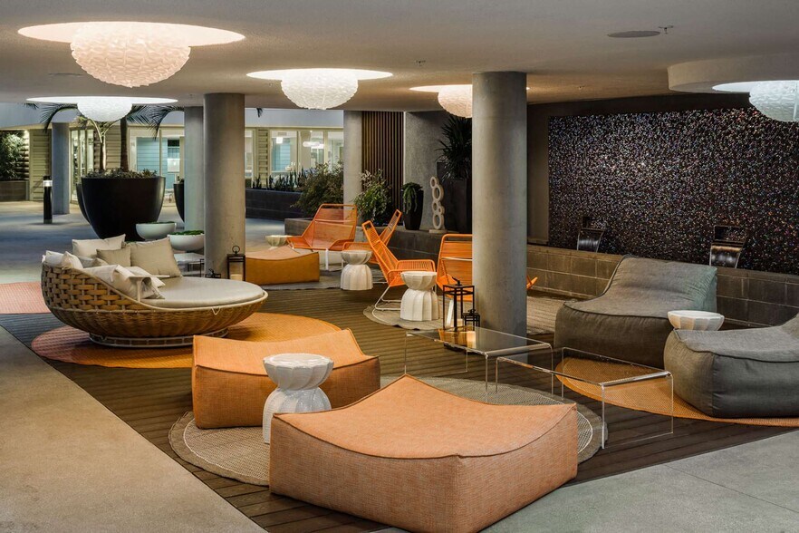 More Photos Of 13488 Maxella Ave, Marina Del Rey Apartments For Lease