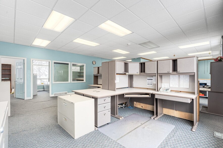 More Photos Of 1702 Beckwith 9th Line, Carleton Place Office For Sale