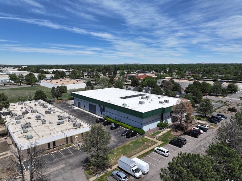 More Photos Of 4780 Oakland St, Denver Warehouse For Sale