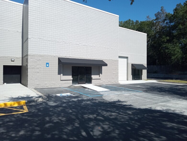 More Photos Of 1132 Shawnee St, Savannah Flex For Lease