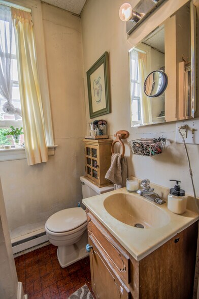 More Photos Of 1 S Main St, Richlandtown Apartments For Sale