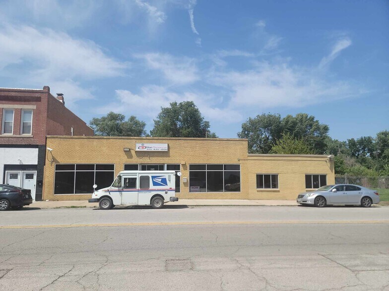 More Photos Of 812 Osage Ave, Kansas City Storefront For Lease