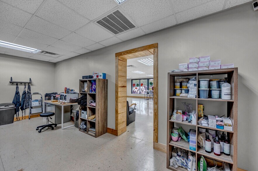 More Photos Of 38178 Us Highway 231, Ashville Freestanding For Sale