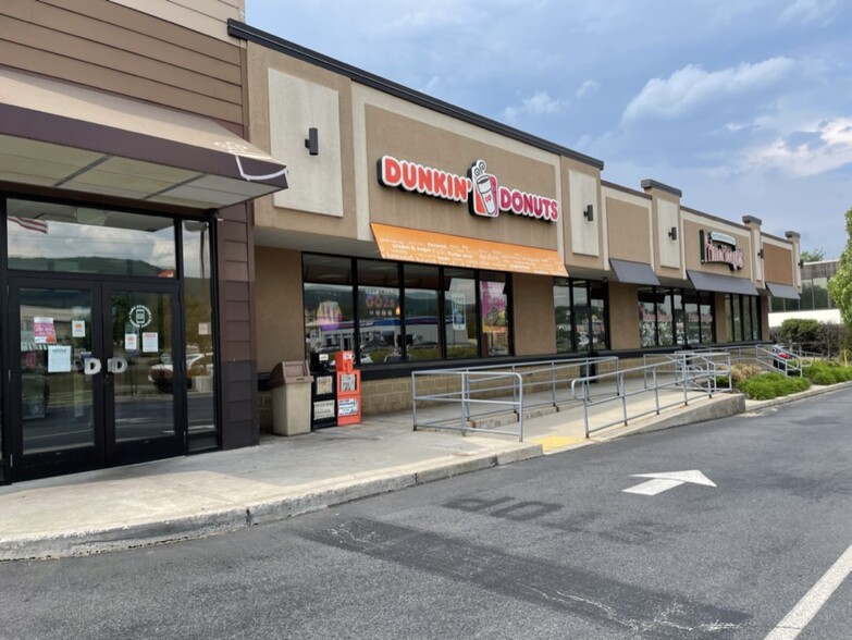 Primary Photo Of 1020 Wilkes Barre Township Blvd, Wilkes Barre Restaurant For Lease