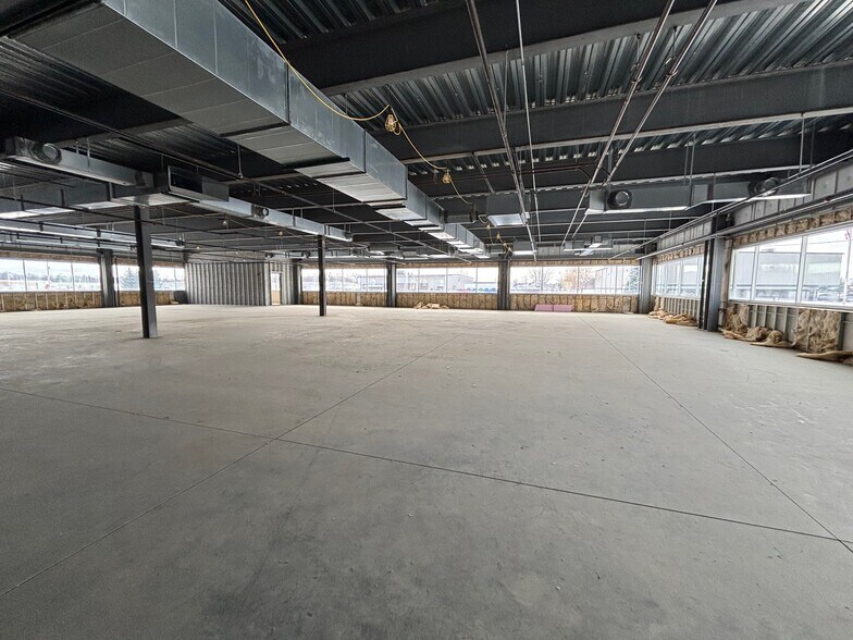 More Photos Of 1300 Freese Works Pl, Galion Loft Creative Space For Sale