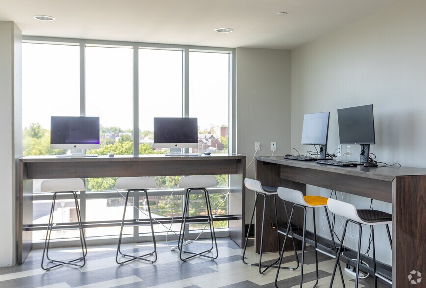 More Photos Of 101 York Rd, Towson Apartments For Lease